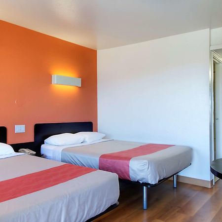 Motel 6-Capitol Heights, Md - Washington Λάργκο Εξωτερικό φωτογραφία