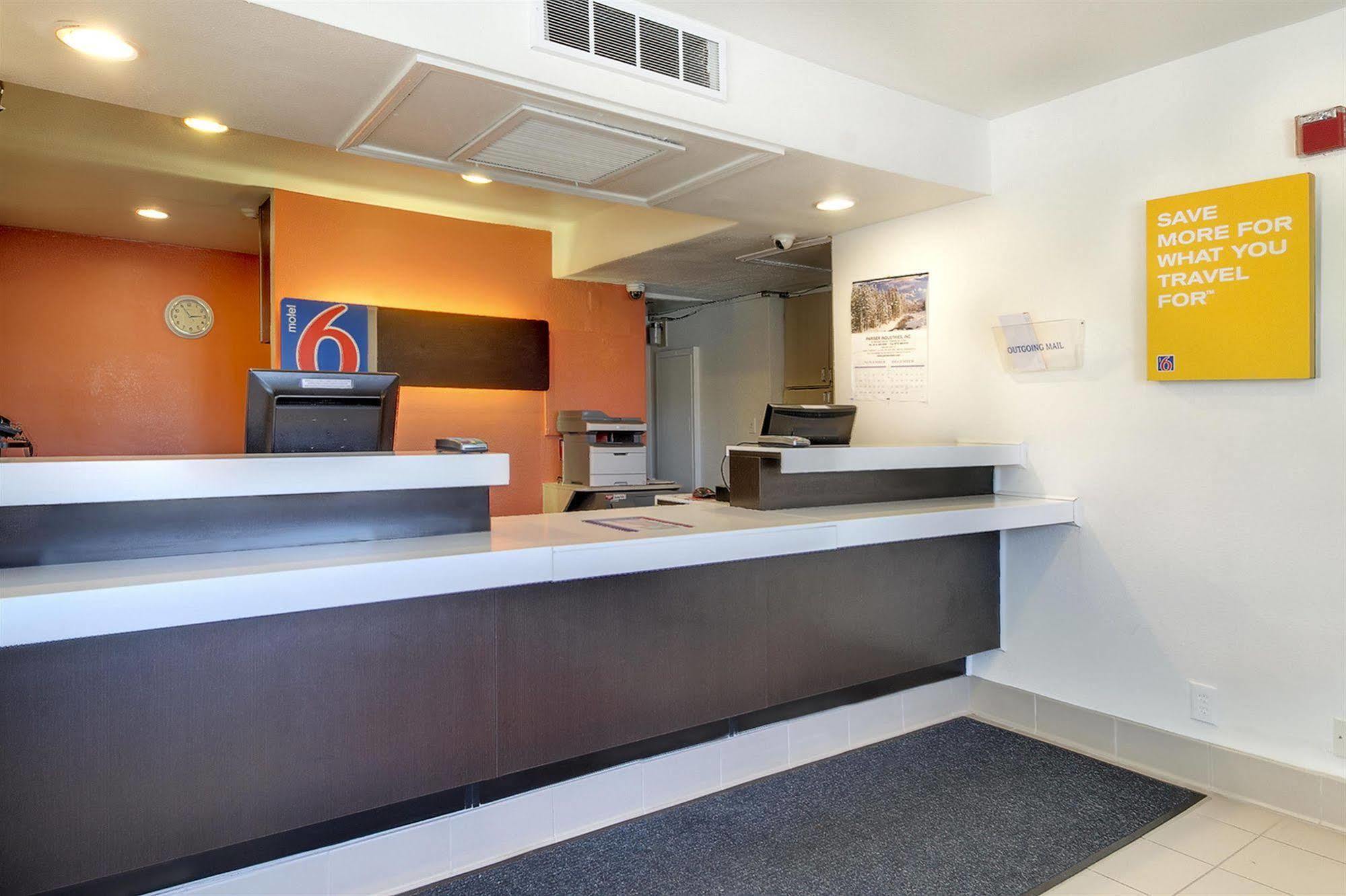 Motel 6-Capitol Heights, Md - Washington Λάργκο Εξωτερικό φωτογραφία