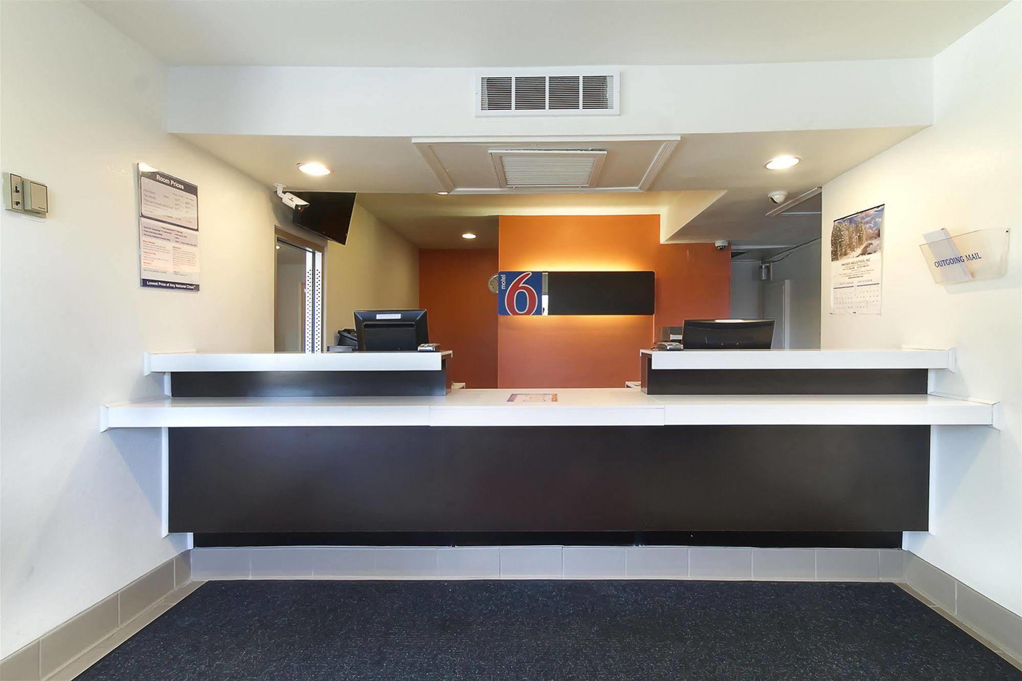 Motel 6-Capitol Heights, Md - Washington Λάργκο Εξωτερικό φωτογραφία