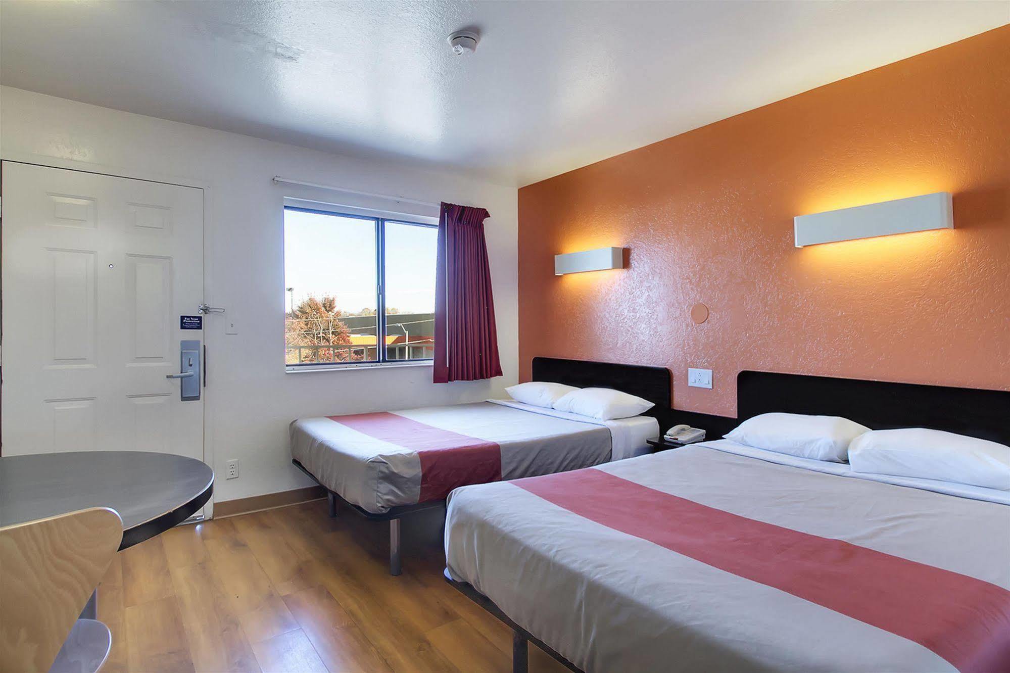 Motel 6-Capitol Heights, Md - Washington Λάργκο Εξωτερικό φωτογραφία