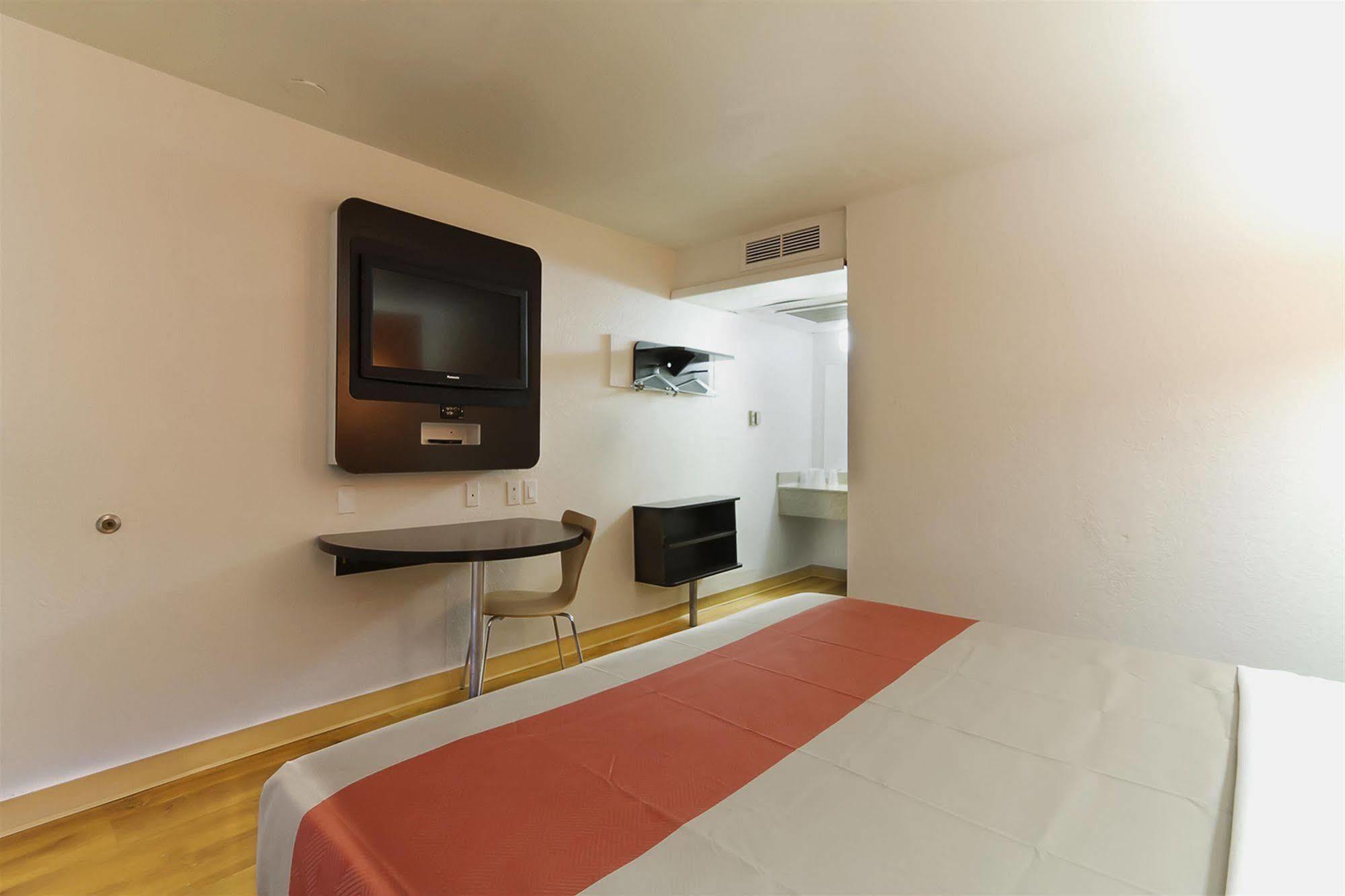 Motel 6-Capitol Heights, Md - Washington Λάργκο Εξωτερικό φωτογραφία